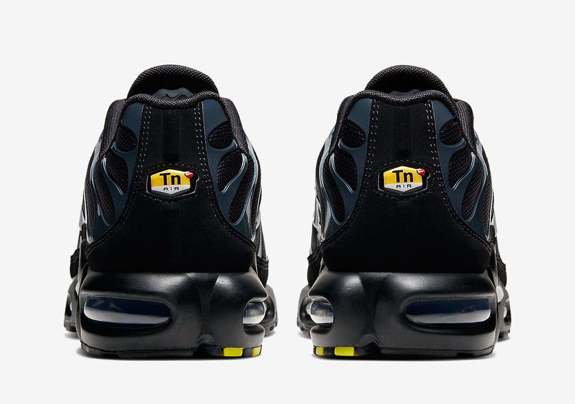 Nike Air Max Plus Black Blue 852630 042 2