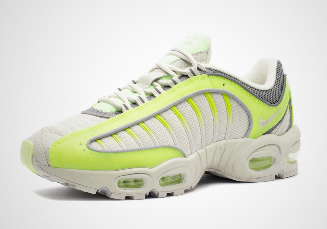 Nike Air Max Tailwind Iv Volt Cj0784 700 2