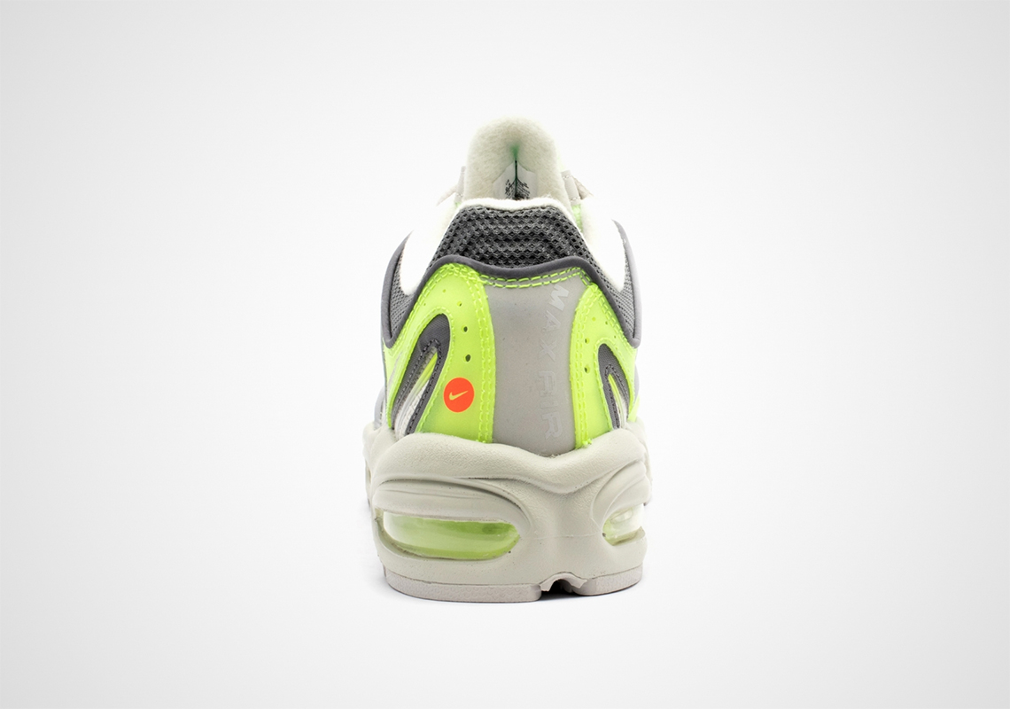 Nike Air Max Tailwind Iv Volt Cj0784 700 4