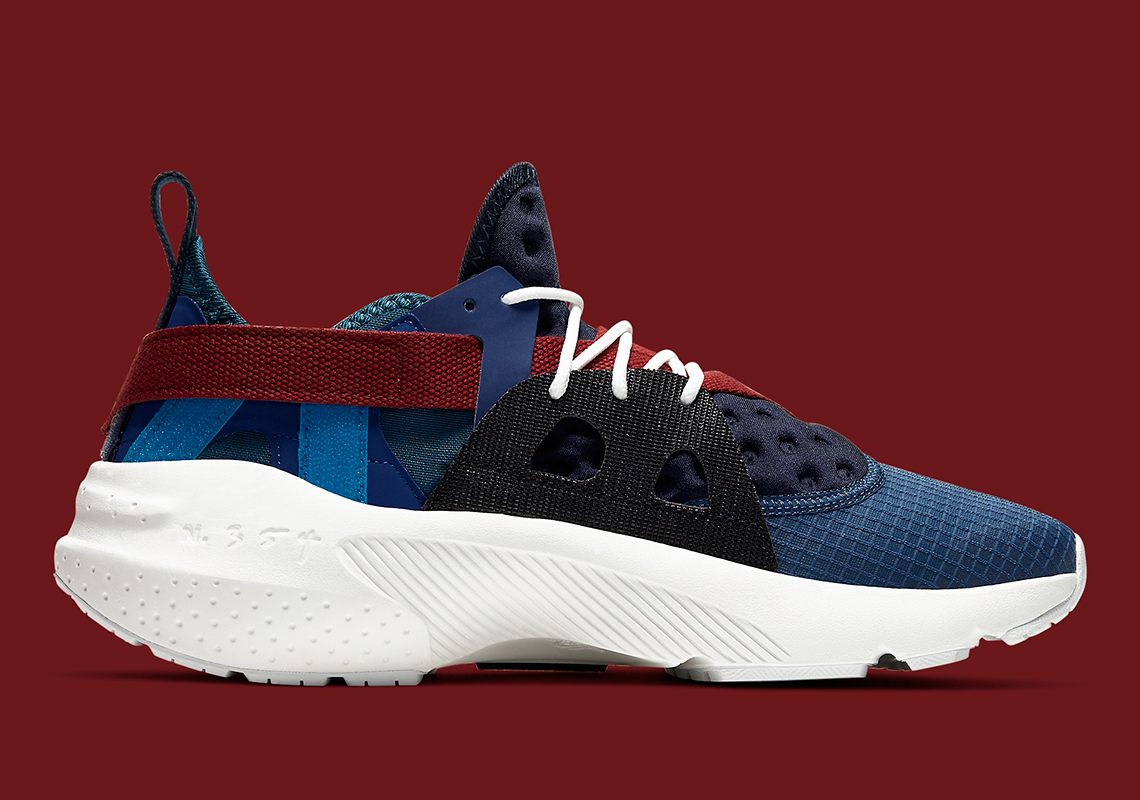 Nike Huarache Type Navy Blue Bq5102 400 2