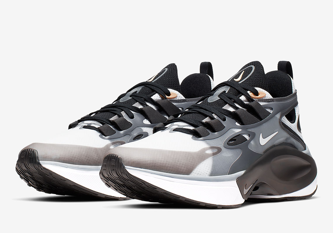 The Nike Signal D/MS/X Arrives in a Classic Black and White Colorway