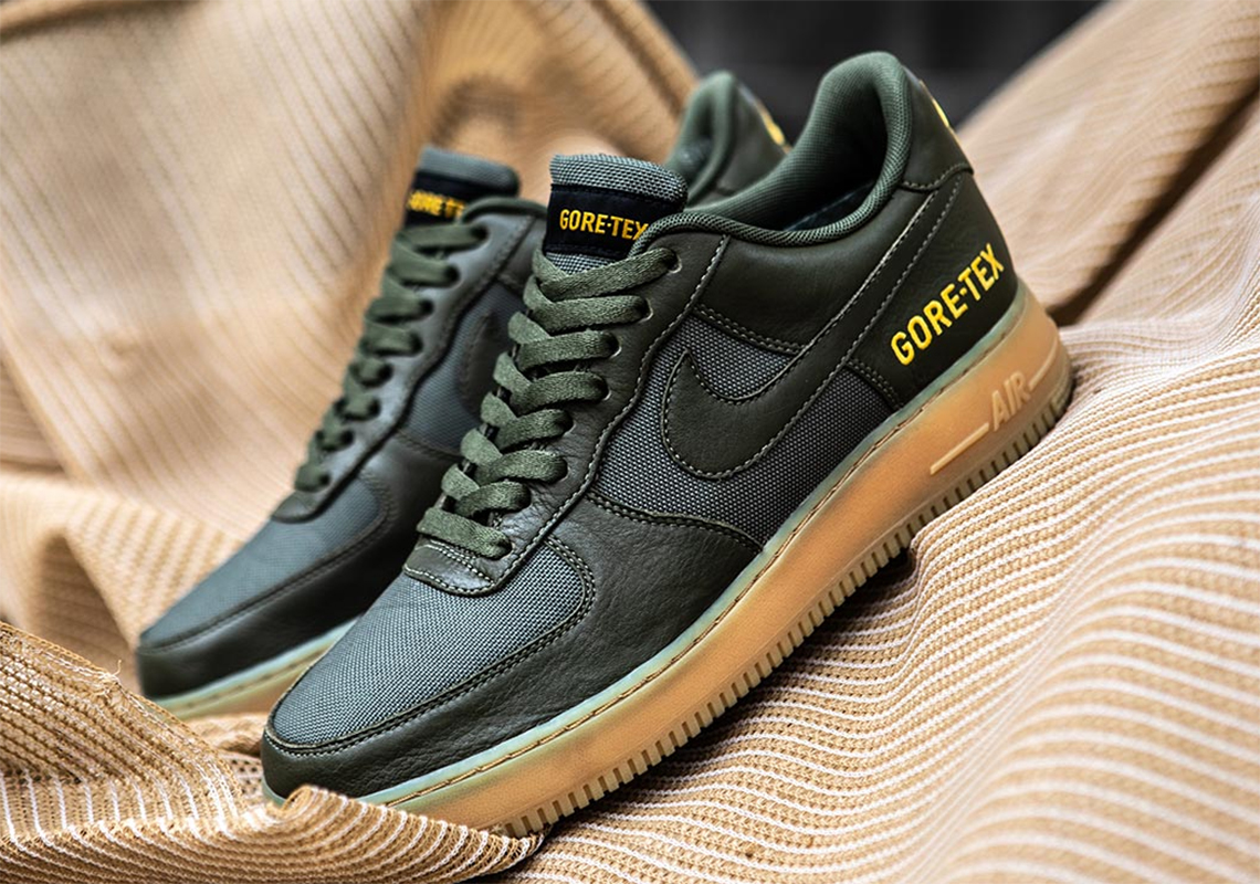 Nike Air Force 1 Low Goretex Dark Green Gum