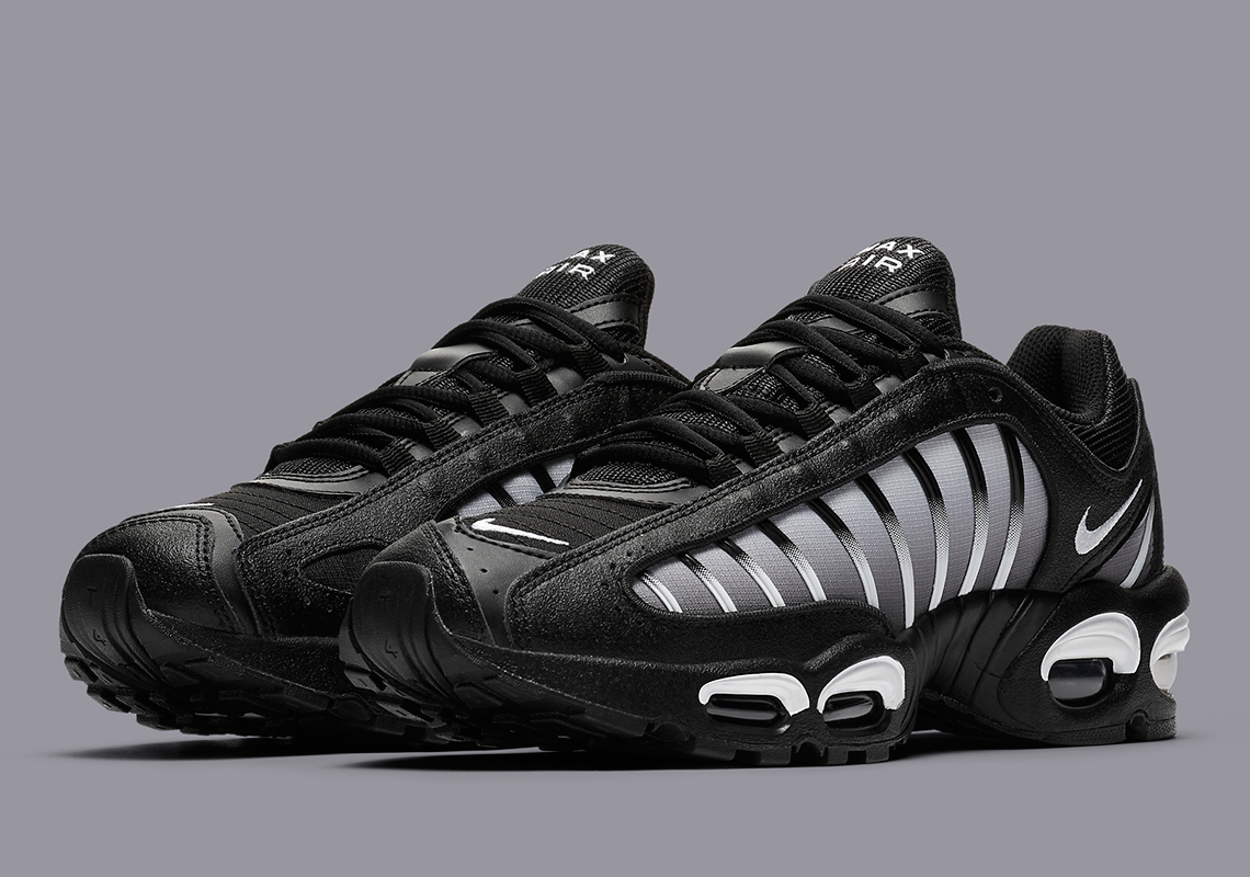 Nike Air Max Tailwind Iv Black White Aq2567 004 1