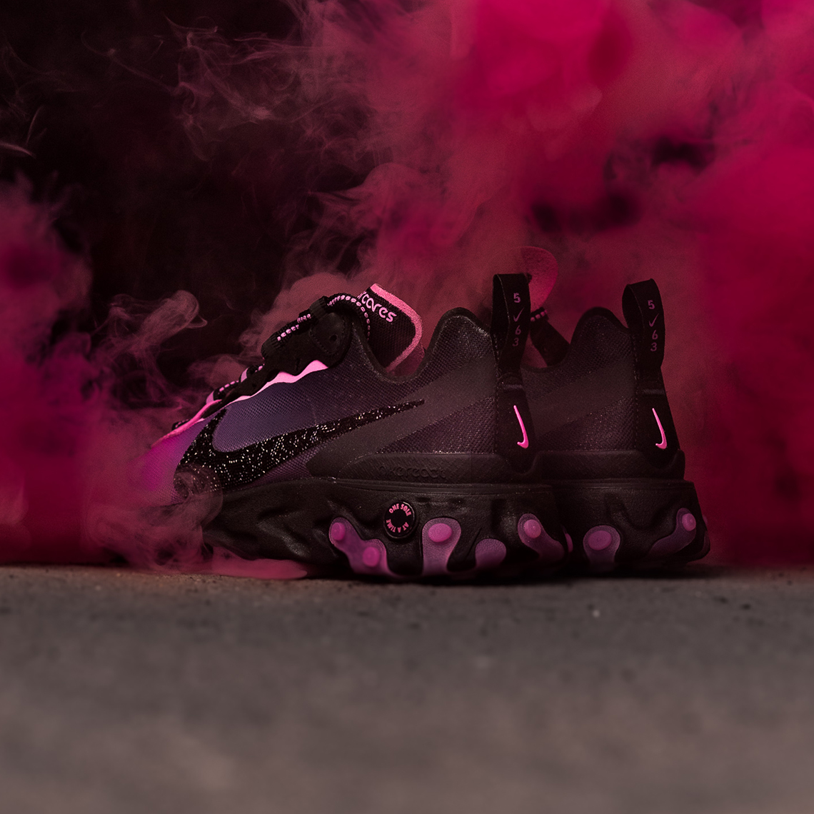 Sneaker Room Nike React Element 87 Black Pink Swarovski 2