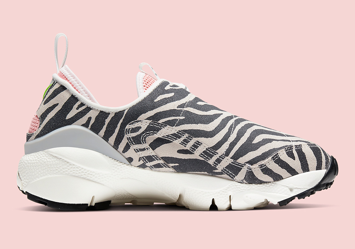 Olivia Kim Nike Air Footscape No Cover Ck3321 100 3