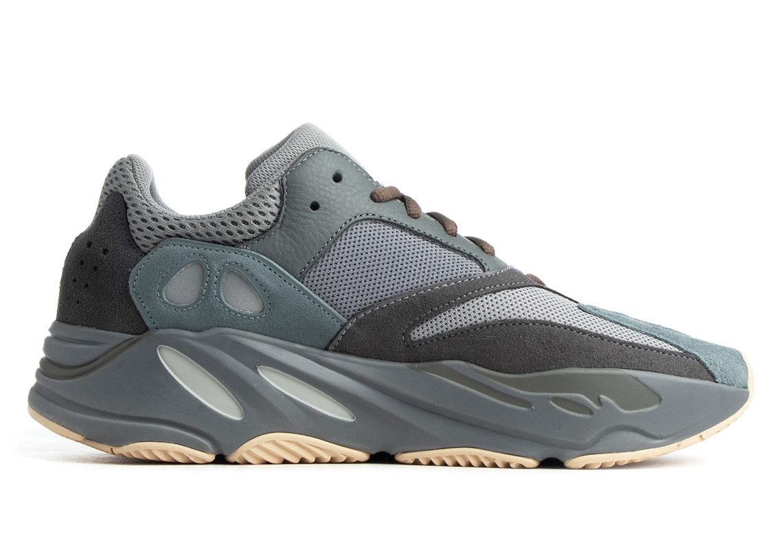 Adidas Yeezy Boost 700 Teal Blue Fw2499 02