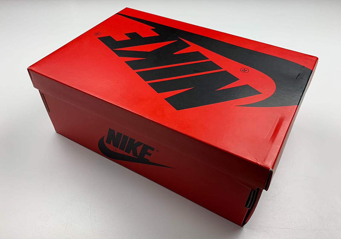 Jordan 1 Red Shoebox 2