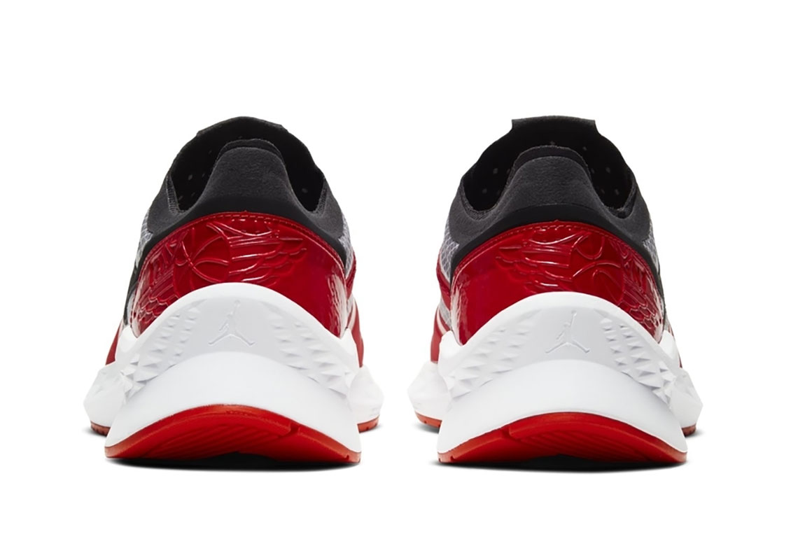 Jordan Air Zoom 85 Runner Chicago 5