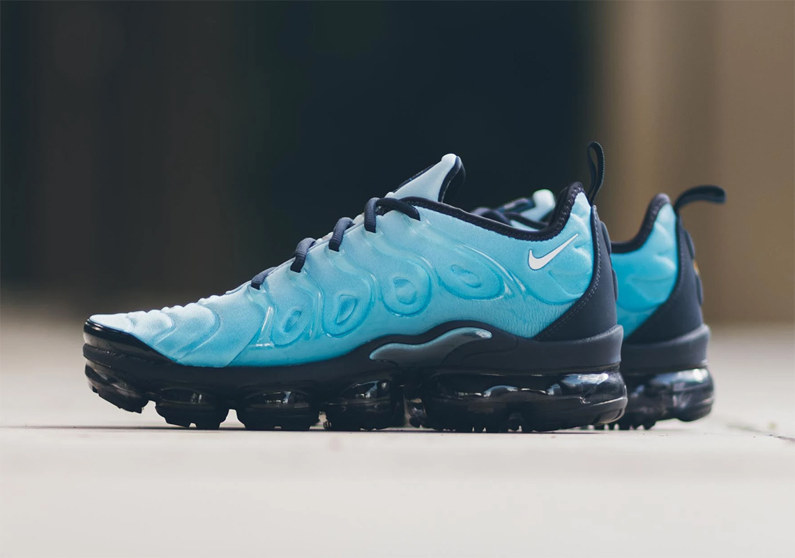 The Nike Vapormax Plus "Light Current Blue" Is Available Now