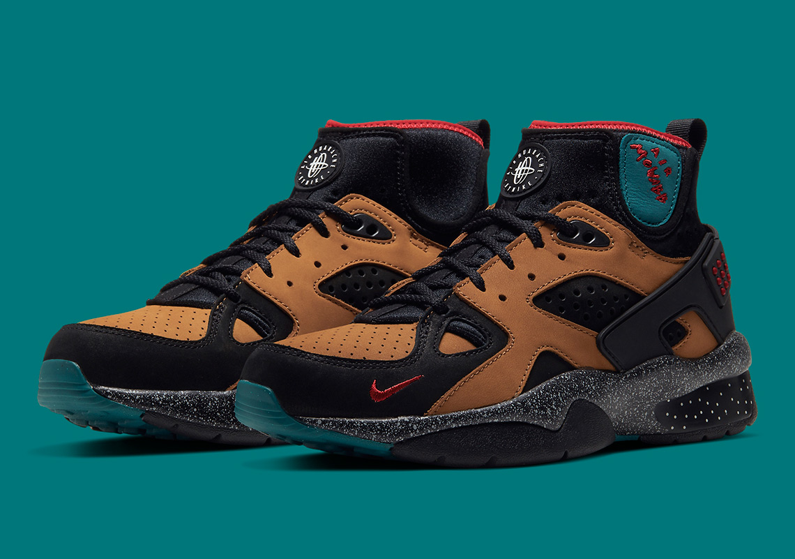 Olivia Kim's "No Cover" Collection Brings Back The Nike ACG Mowabb