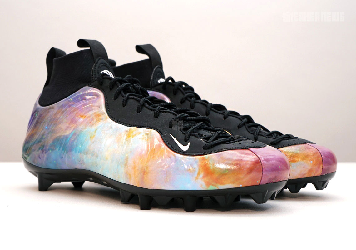 Nike Obj Galaxy Cleat Beauty Shots 7