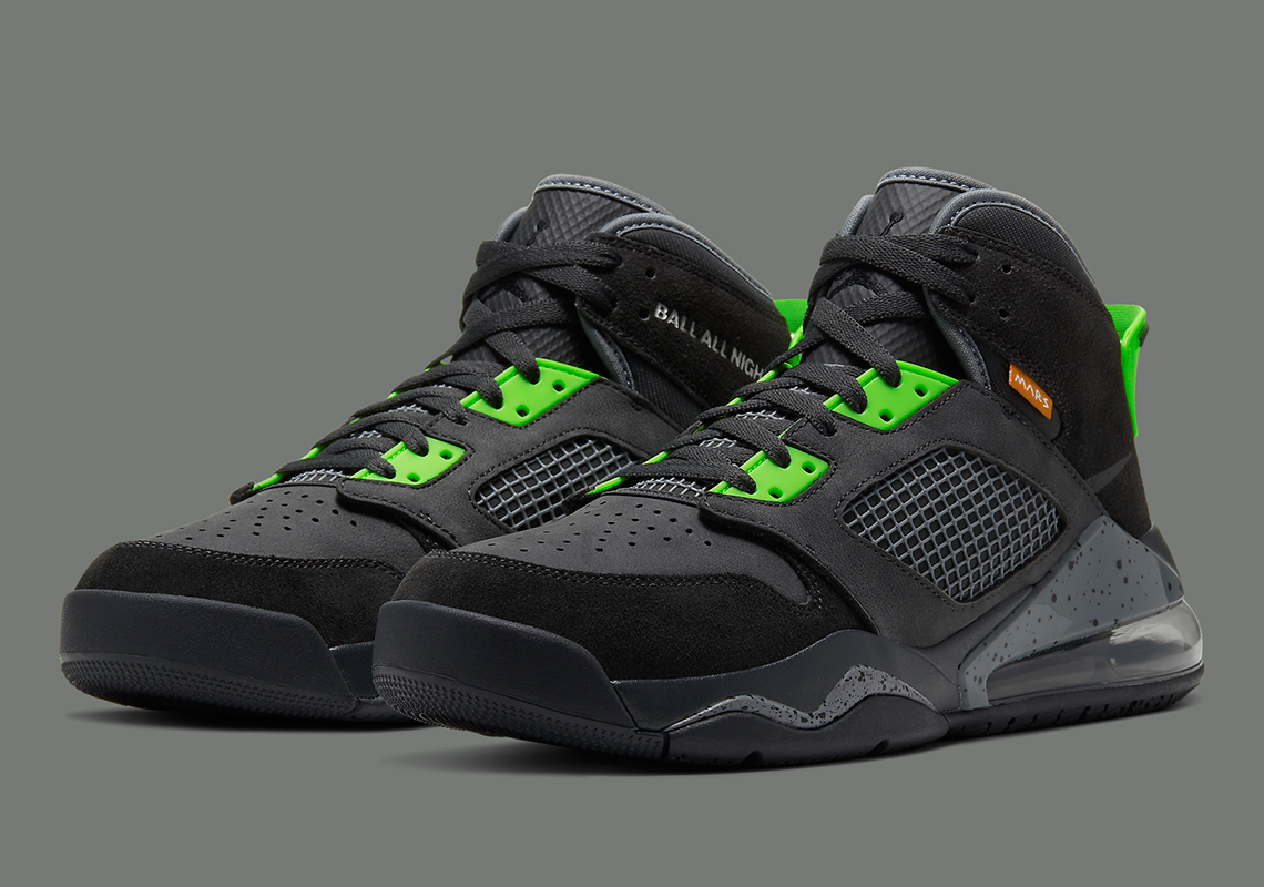 The Jordan Mars 270 Emerges In Anthracite And Electric Green