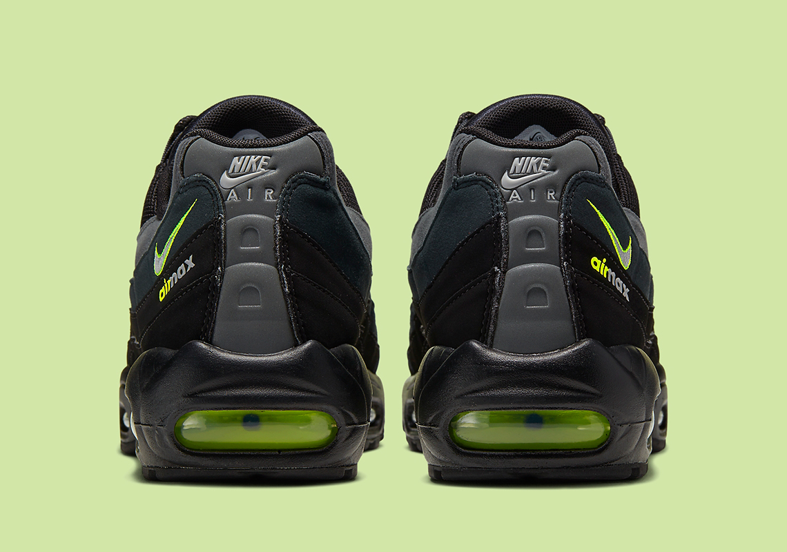 Nike Air Max 95 Black Volt Cv1635 002 1