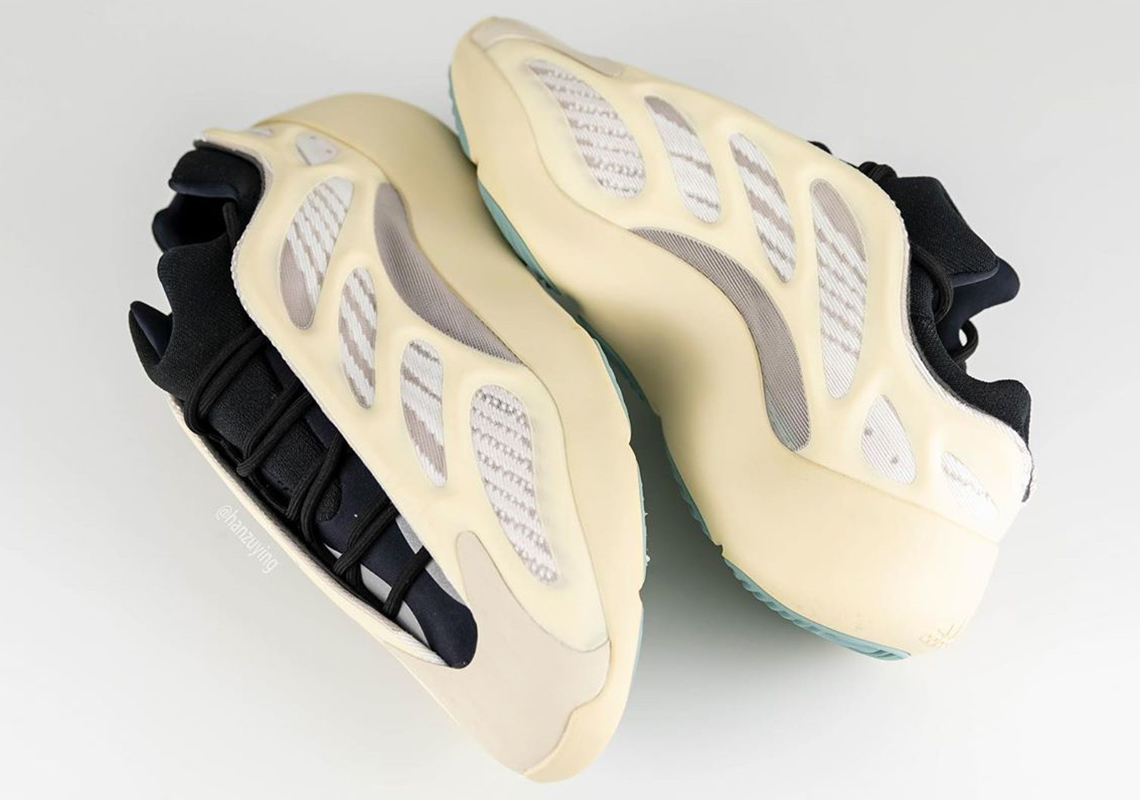 Adidas Yeezy Boost 700 V3 Fw4980 3