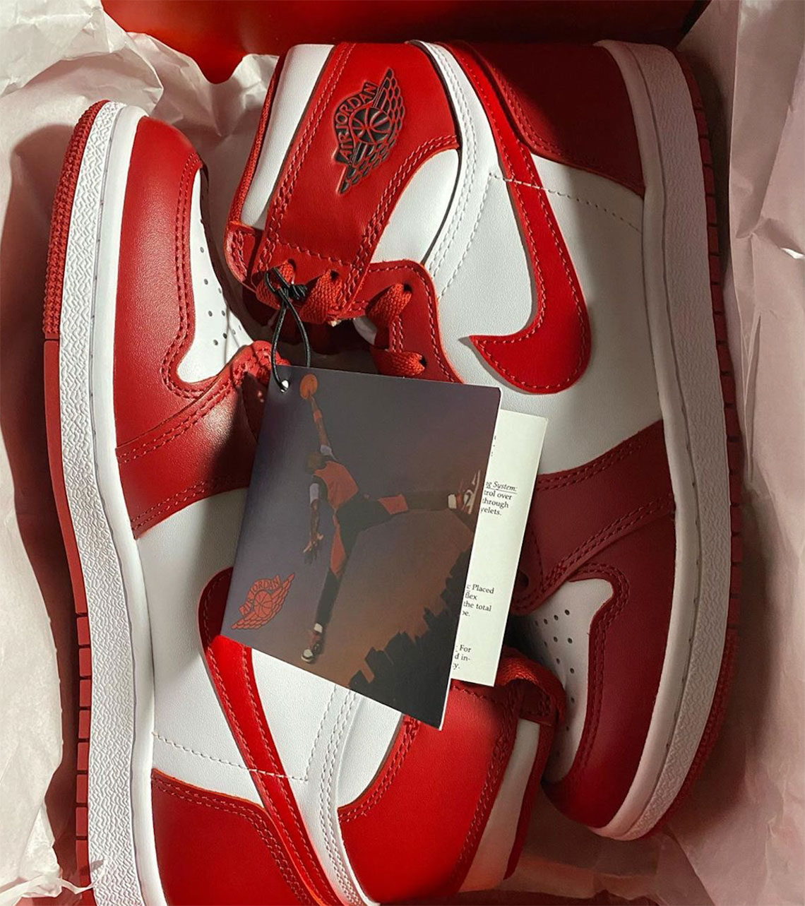 Air Jordan 1 Retro High Og Red White Pack