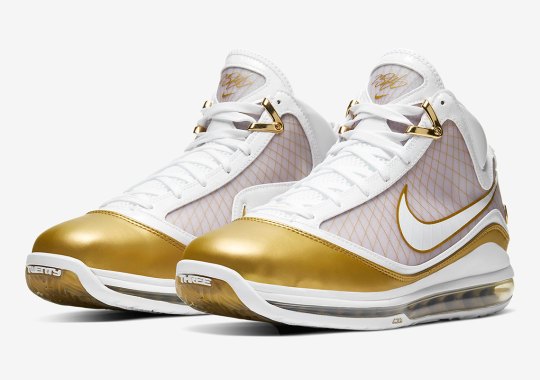 The Nike LeBron 7 Retro “China Moon” Releases On January 2nd