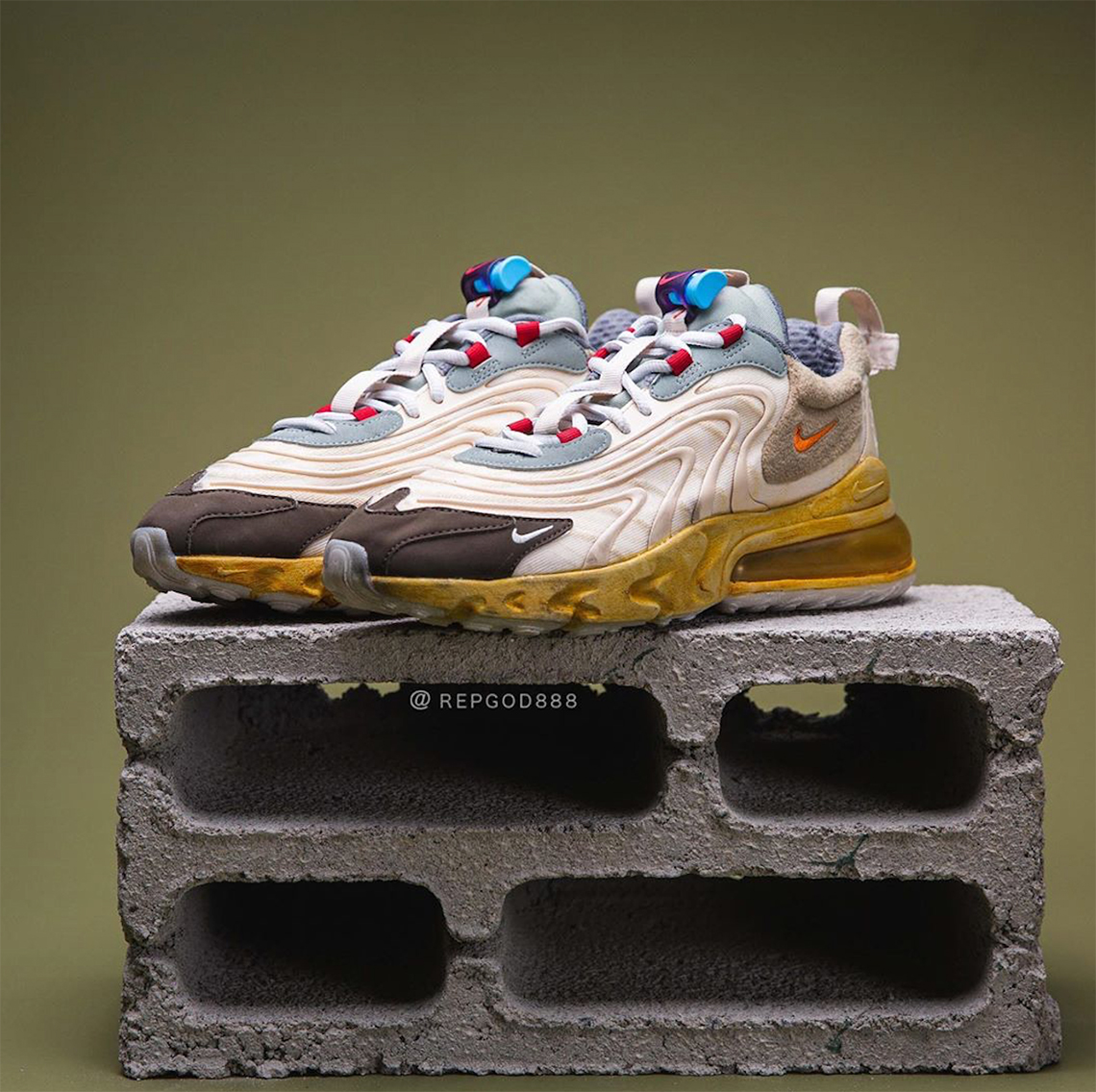 Travis Scott Nike Air Max 270 React Ct2864 200 3