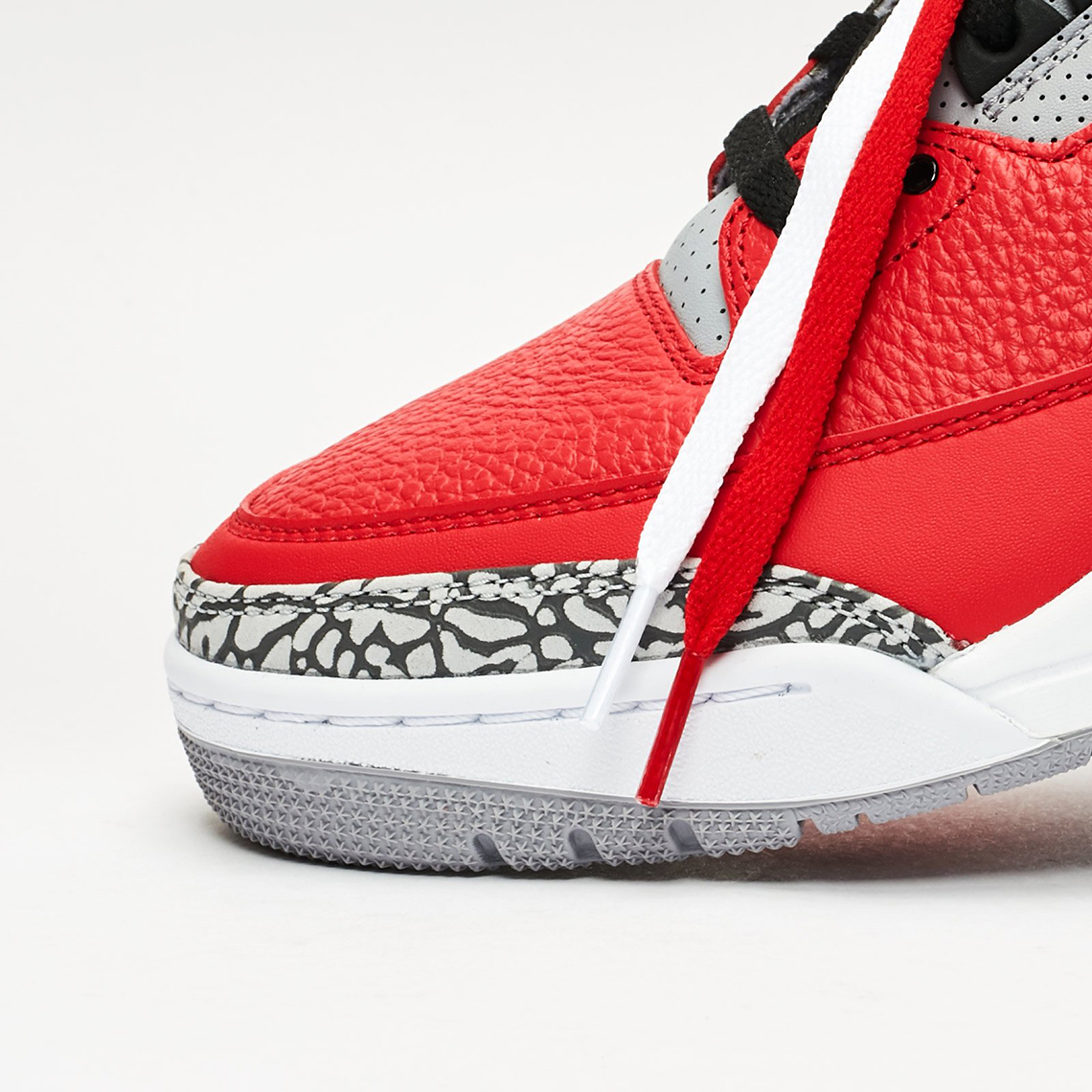 Air Jordan 3 Fire Red Ck5692 600 Photos 2