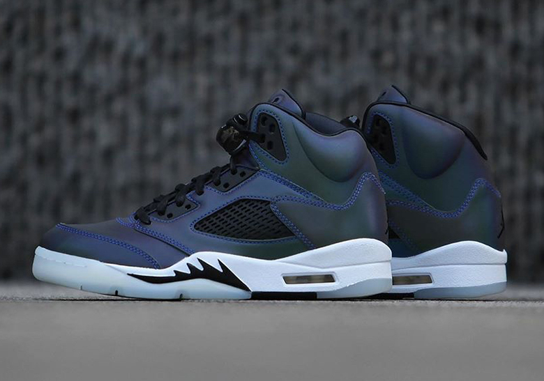 Detailed Look At The Women's Air Jordan 5 "Oil Grey"