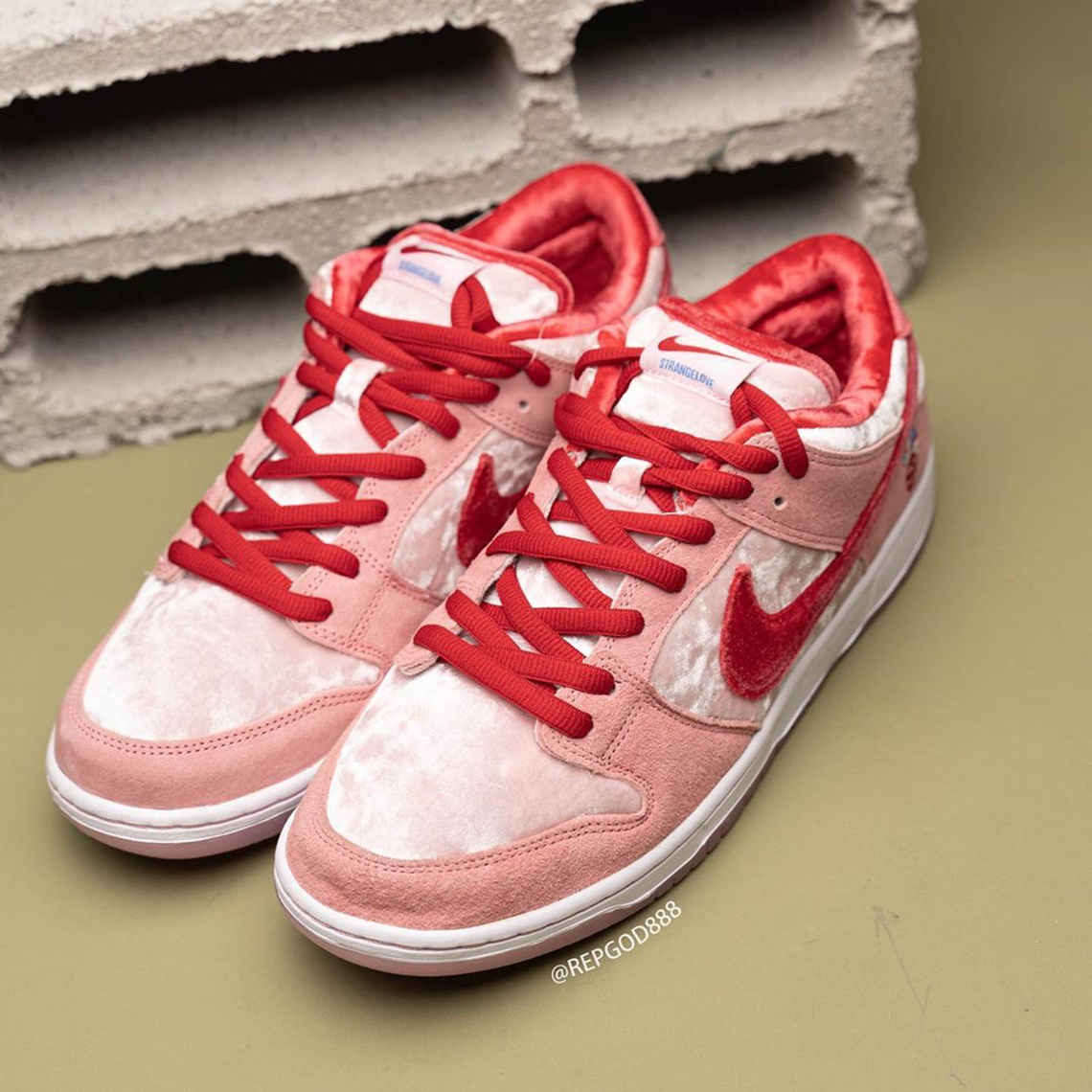 Strangelove Skateboards Nike Sb Dunk Low Release Info 4