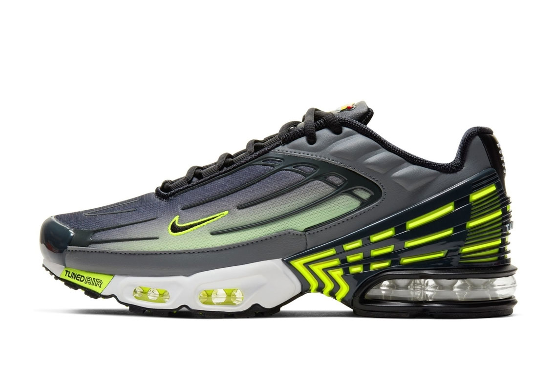 Nike Air Max Plus 3 Grey Volt 3