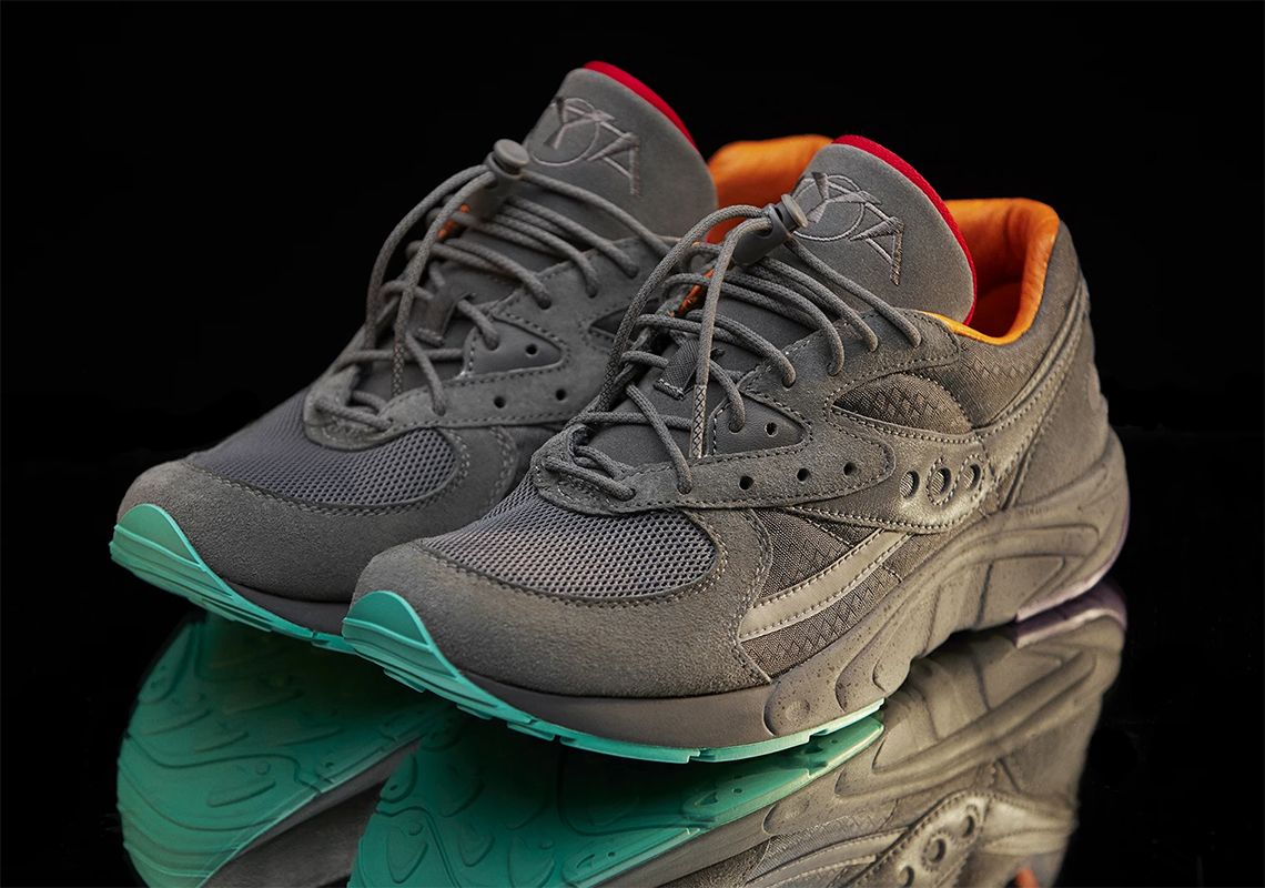 Raised By Wolves Saucony Aya 3