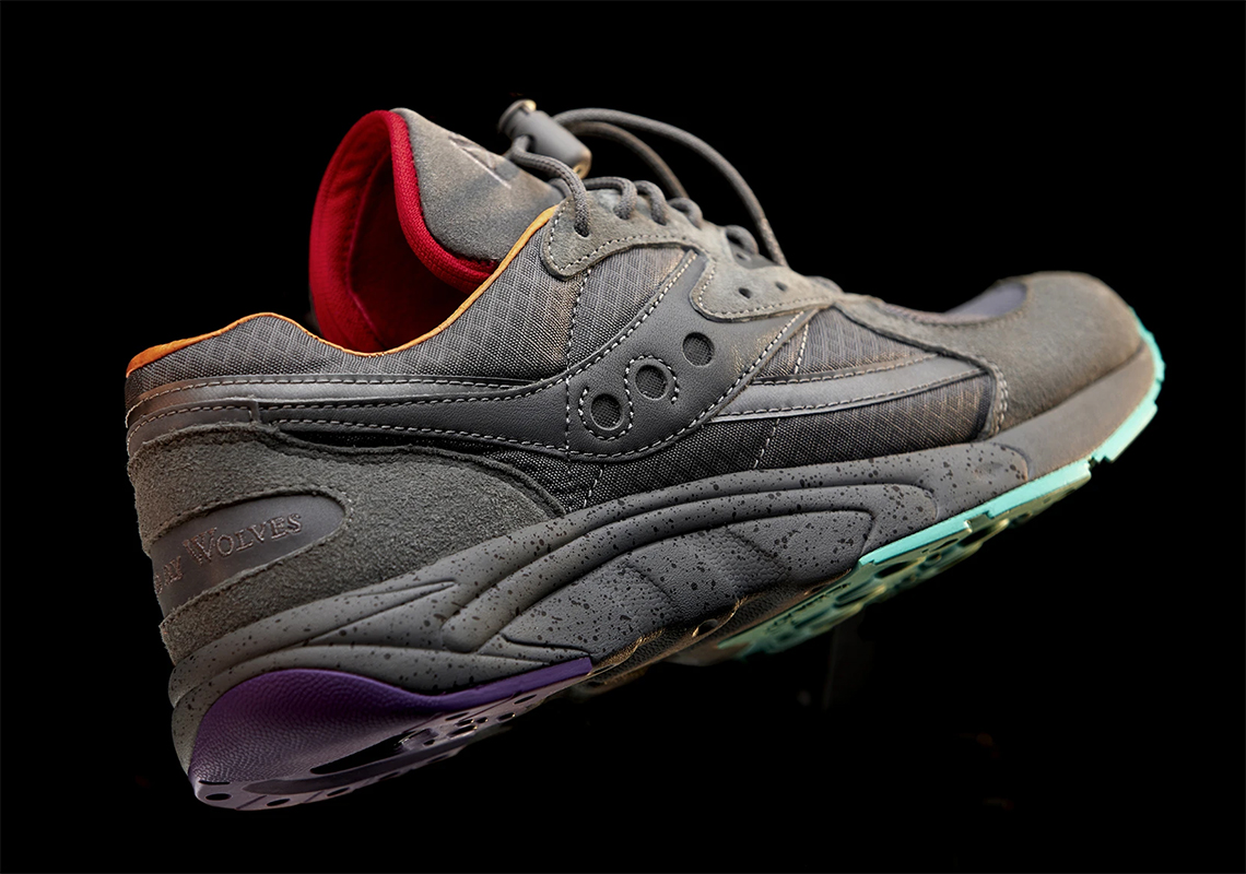 Raised By Wolves Saucony Aya 5