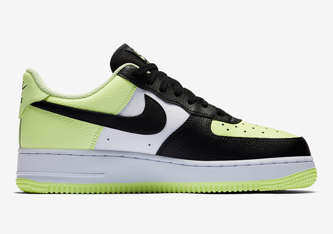 Nike Air Force 1 Low Cw2361 700 1