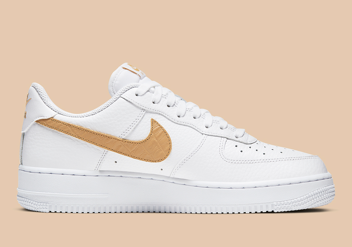 Nike Air Force 1 Animal Cw7567 101 1