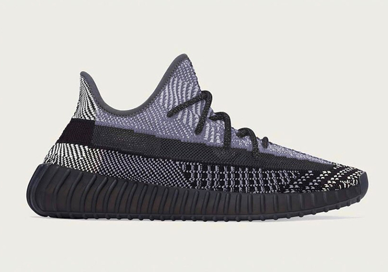 adidas Yeezy Boost 350 v2 Appears In "Oreo" Style Colorway