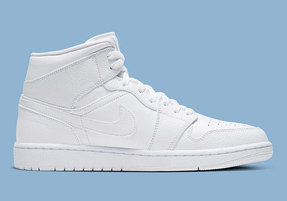 Air Jordan 1 Mid 554724 130 4