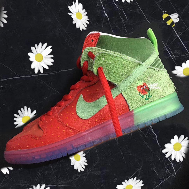 Nike Sb Dunk High Strawberry Cough 3