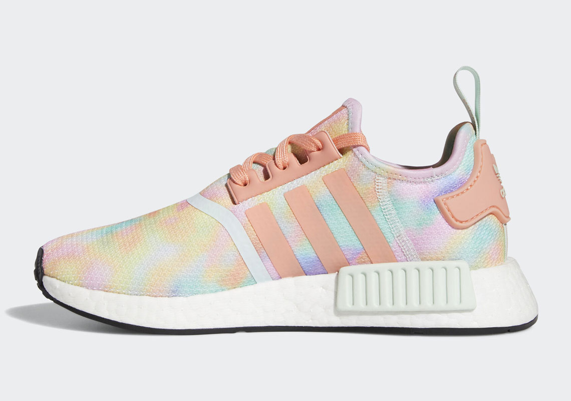 Adidas Nmd R1 Wmns Fy1271 1