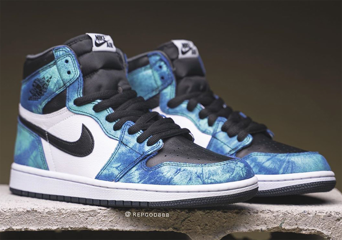 Best Look Yet At The Air Jordan 1 Retro High OG “Tie Dye”