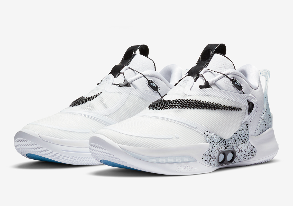 The Nike Adapt BB 2.0 Gets An "Oreo" Colorway