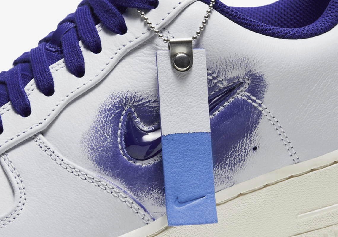 Nike Adds Wear-Away Uppers To The Air Force 1 Premium "Home & Away"