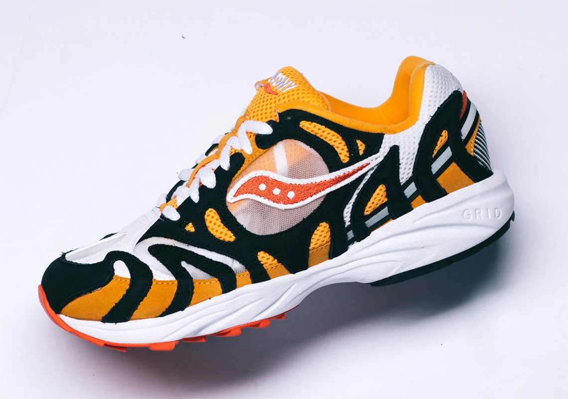 Saucony Grid Azura 2000 White Orange Black Release Info 1