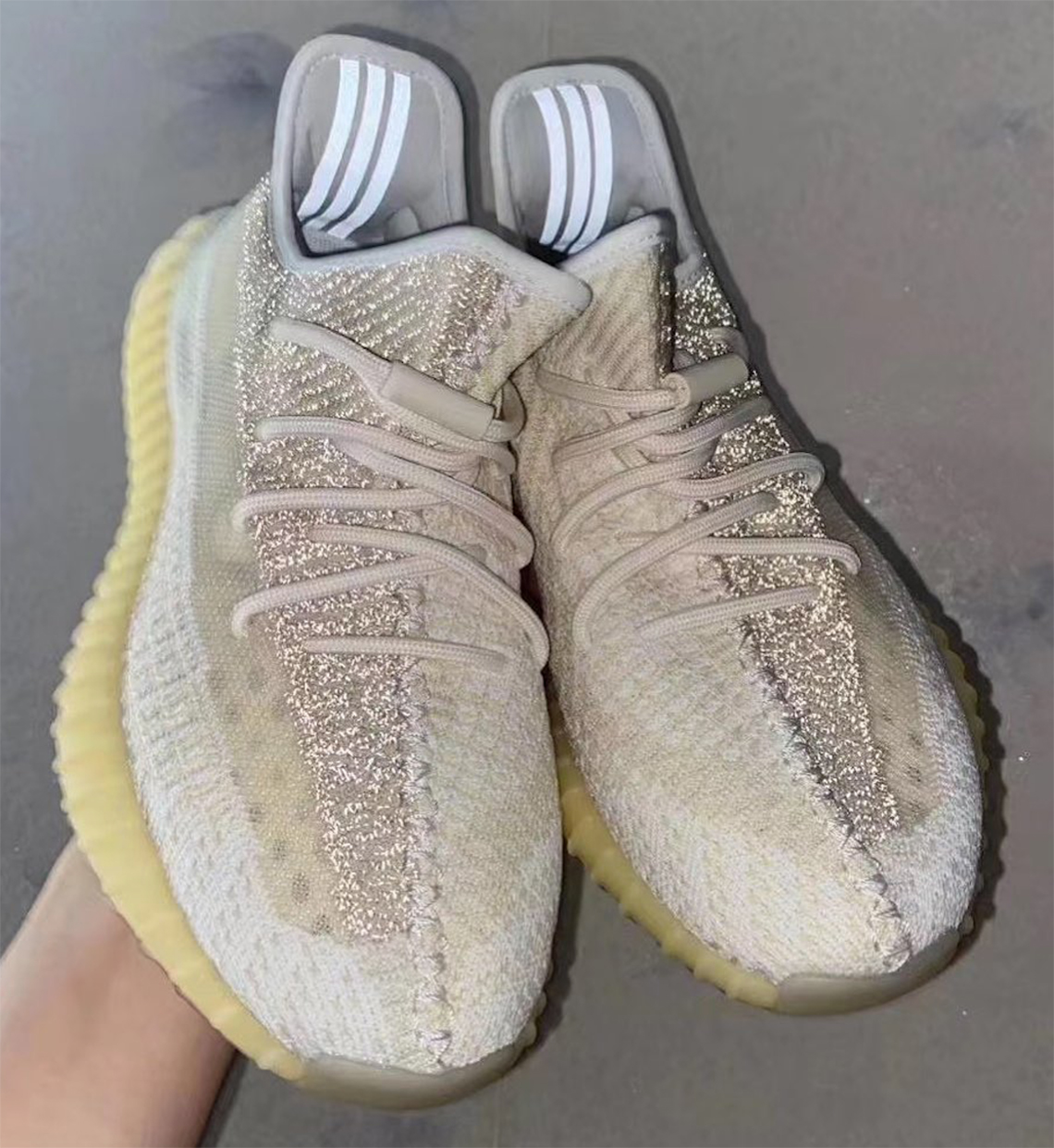 Adidas Yeezy Boost 350 V2 Abez