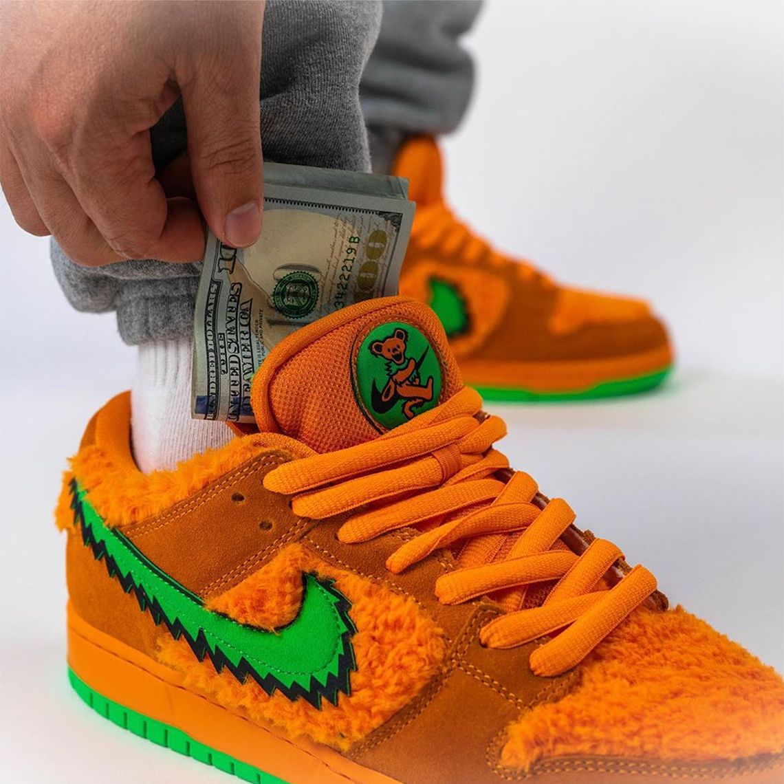 Grateful Dead Nike Sb Dunk Orange Release Info 1