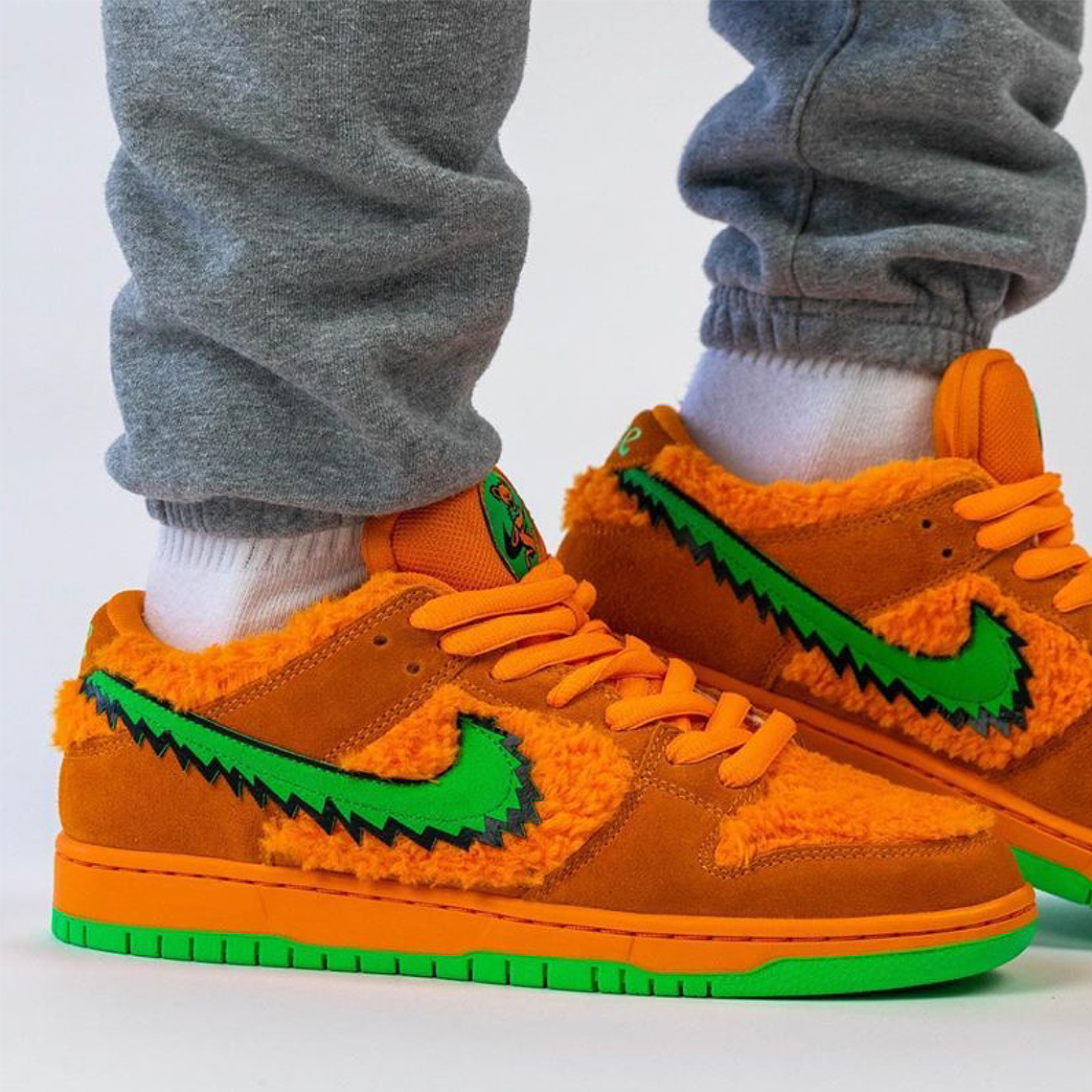 Grateful Dead Nike Sb Dunk Orange Release Info 9