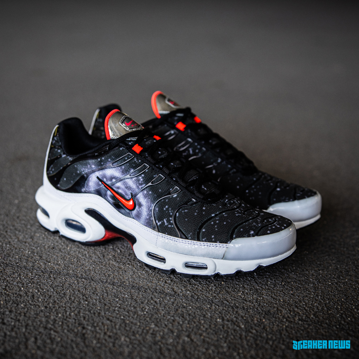 Nike Air Max Plus Foot Locker Galaxy 2