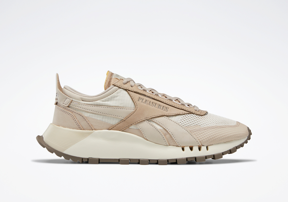 Pleasures Reebok Classic Leather H68666 4