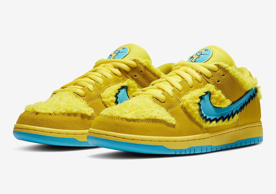 On-Foot Look At The Grateful Dead x Nike SB Dunk Low “Opti Yellow”