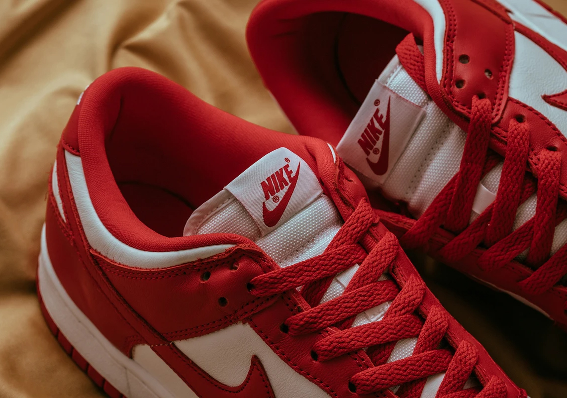 Nike Dunk Low University Red 3