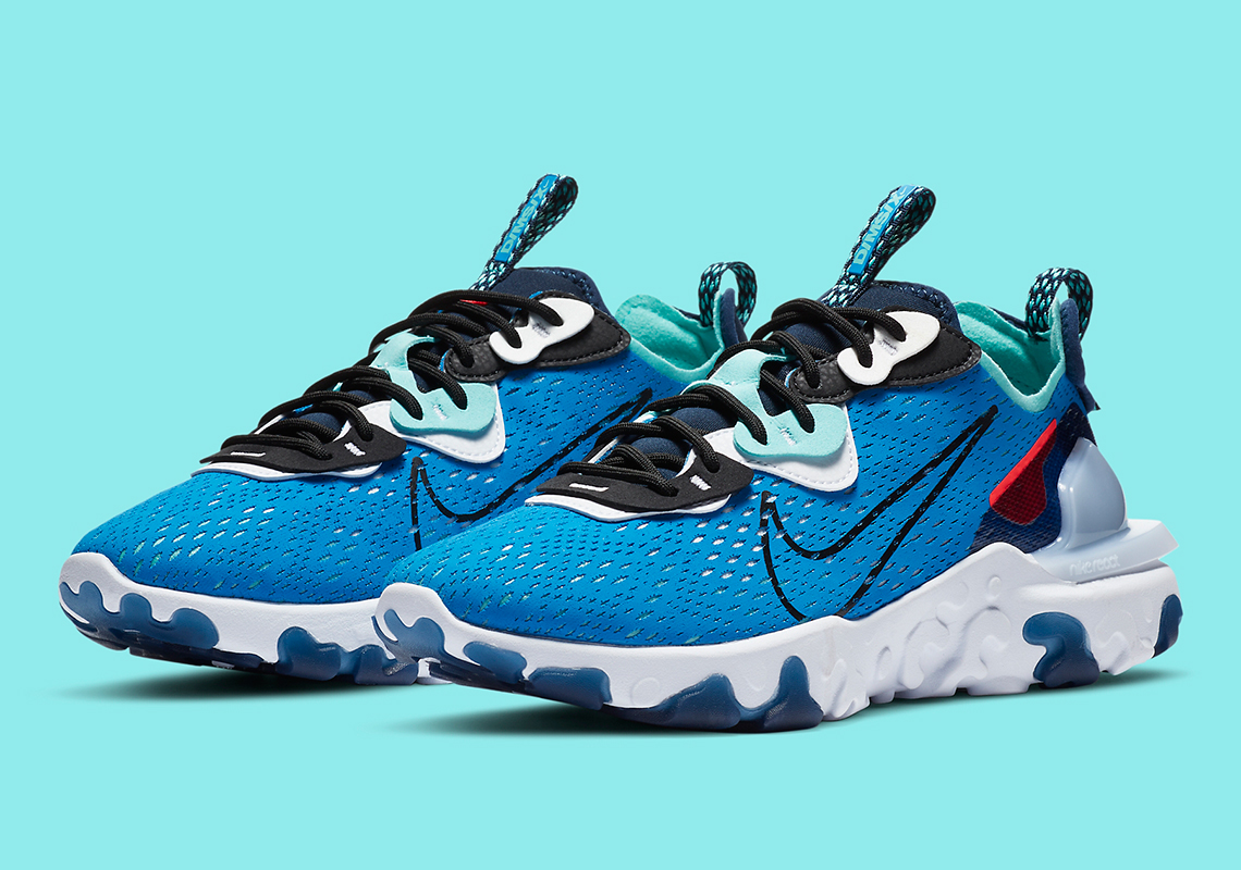 The Nike React Vision Returns To Sporty Looks With Photo Blue