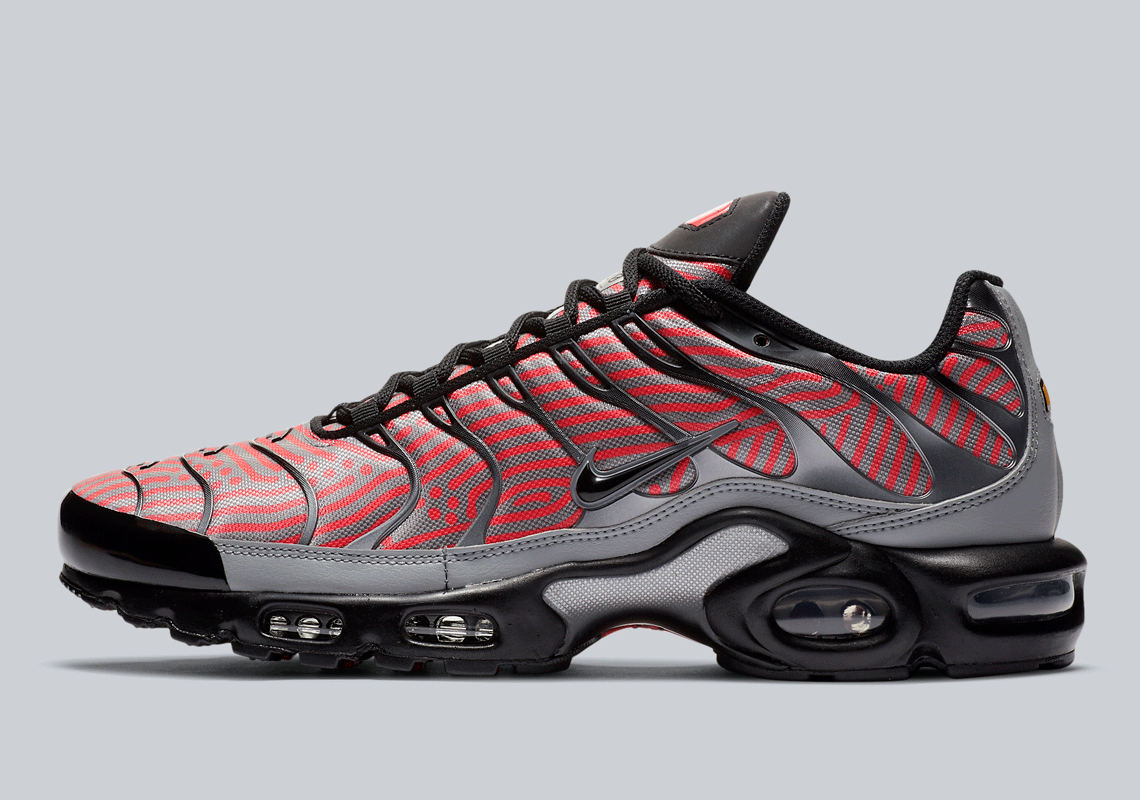 The Nike Air Max Plus Gets Covered In Wavy Lines For Euro Tour Pack