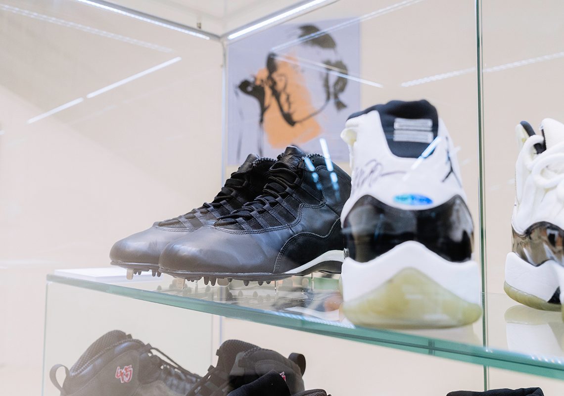 Stadium Goods Christies Original Air Auction 16