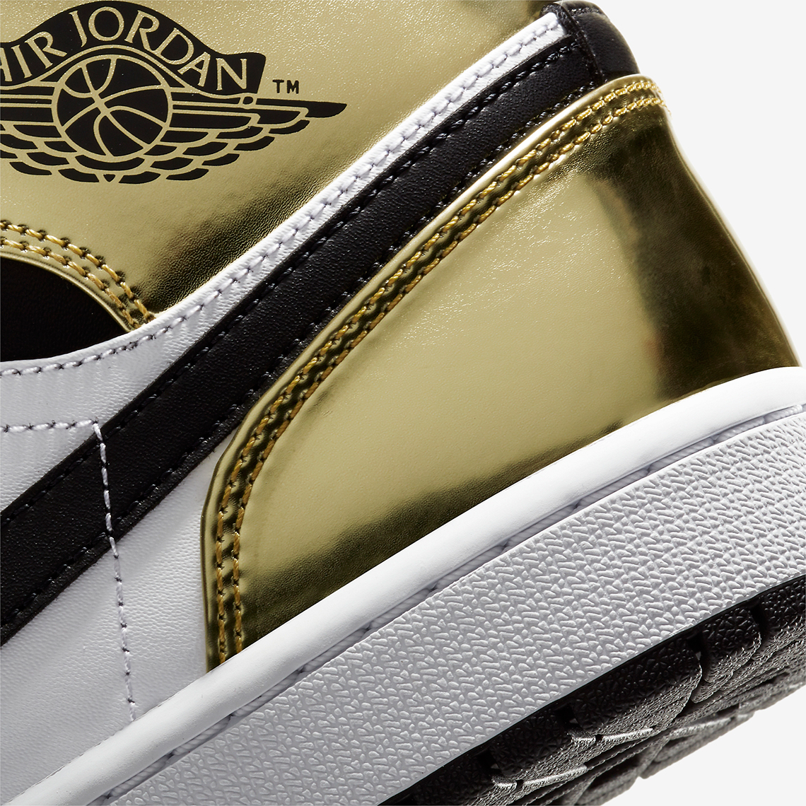 Jordan 1 Mid Gold Dc1419 700 5