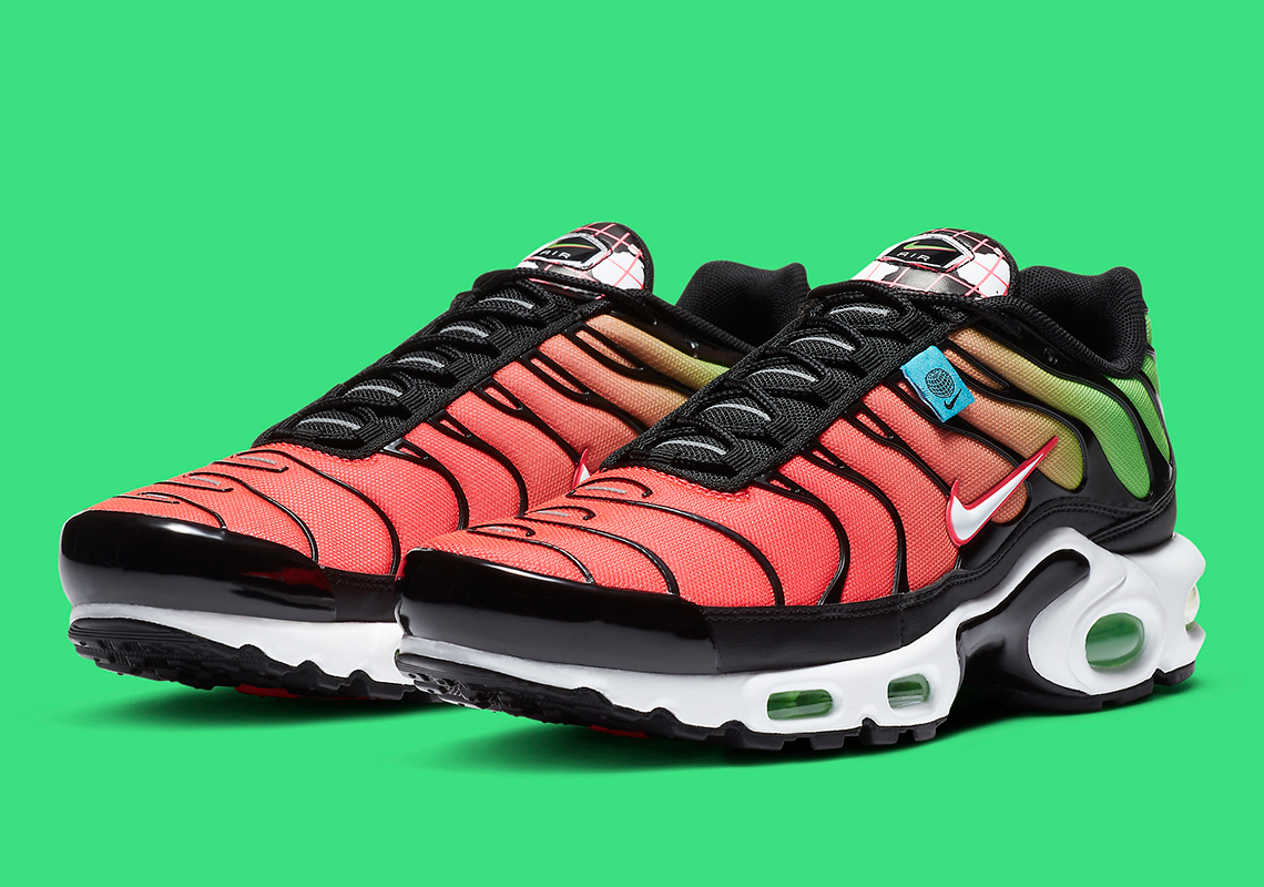 Gradient Fades Included In The Nike Air Max Plus "Worldwide" Pack