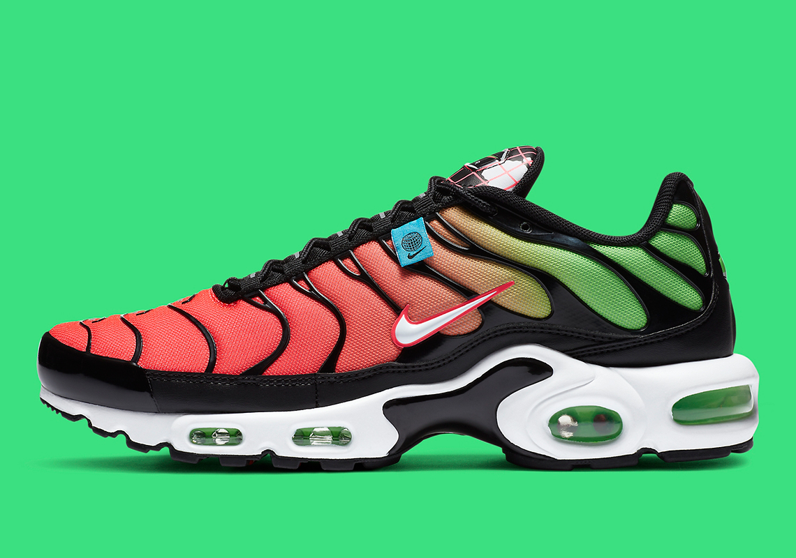 Nike Air Max Plus Worldwide Ck7291 001 1